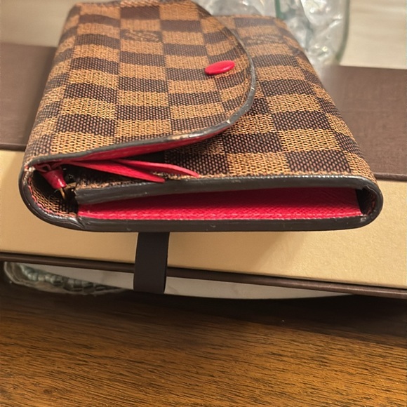 Louis Vuitton Damier The Cherry π Line A beautiful Red Cherry edition by LV. - Picture 9 of 12